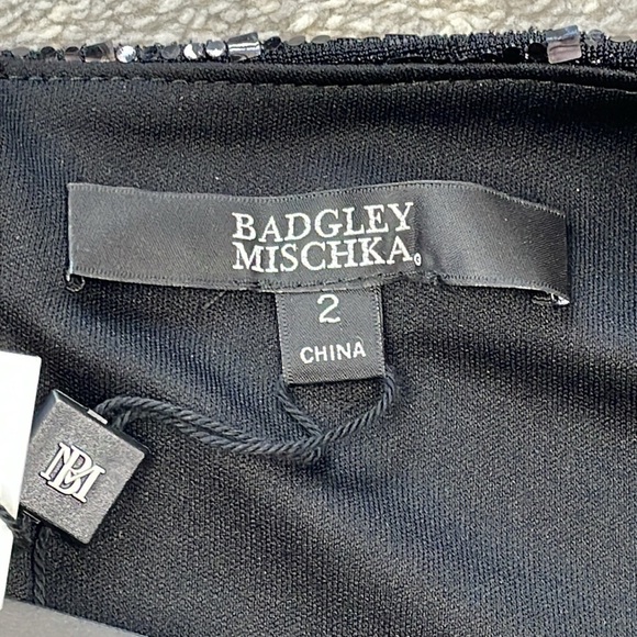 NWT Badgley Mischka Sequin Flutter Sleeve Sheath Dress Sparkle Party Black Sz 2 - Picture 10 of 17